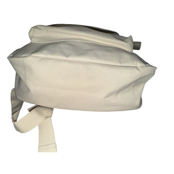 NEW Herschel Backpack Ivory, 16”x10”x3.5” - Picture 7 of 15